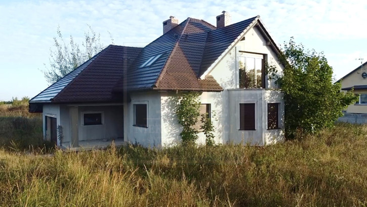 Dom Sprzedaż Parsów 1